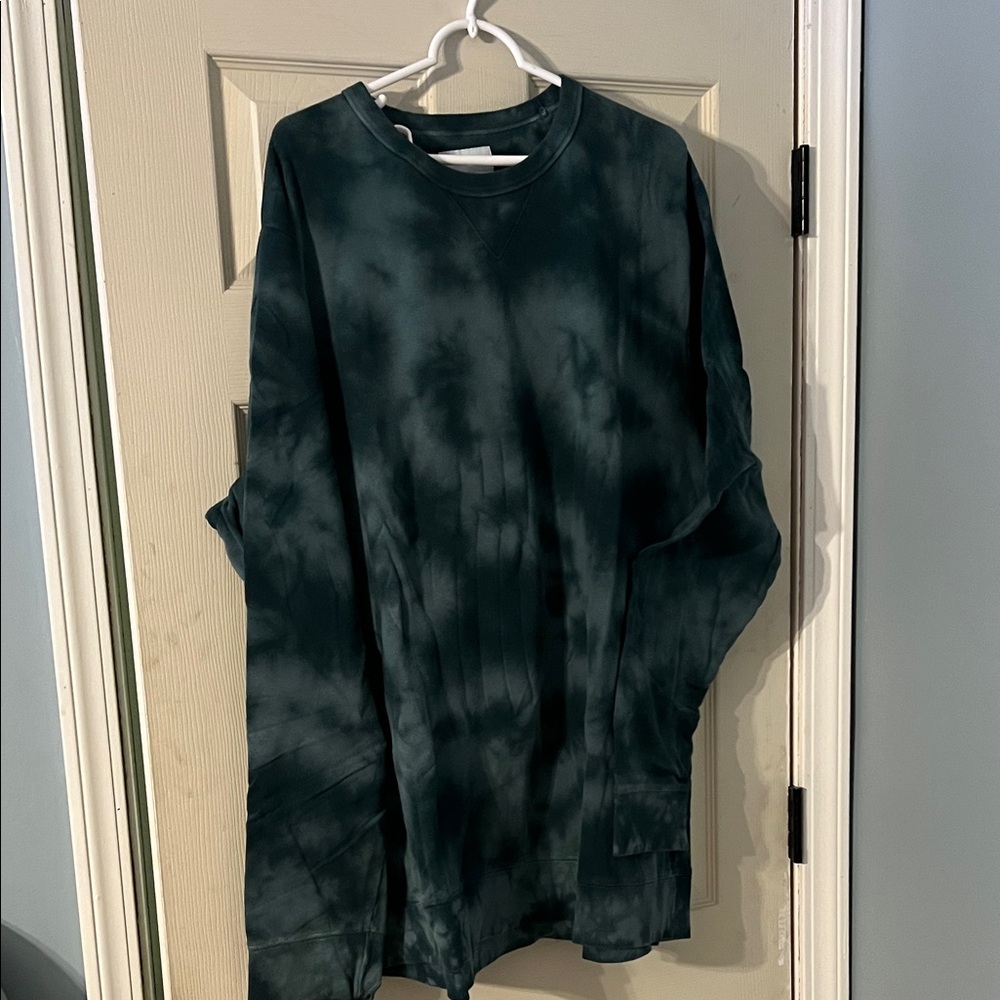 Old Navy Men's Dark Tie-Dye Long Sleeve Shirt